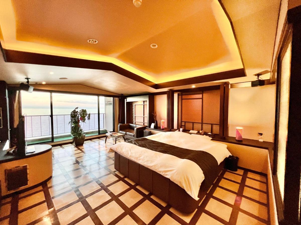 Sky Bali Style Beppu, Resort Love Hotel Екстер'єр фото