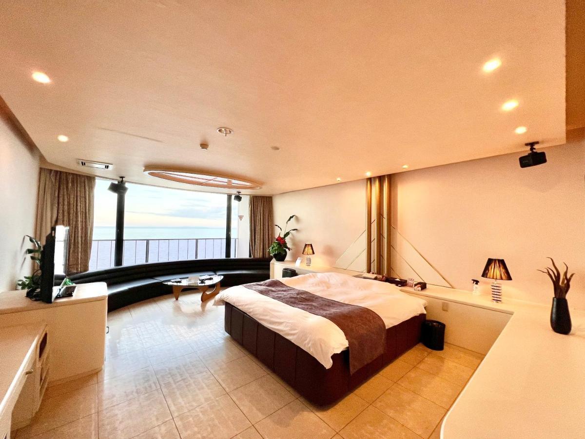 Sky Bali Style Beppu, Resort Love Hotel Екстер'єр фото